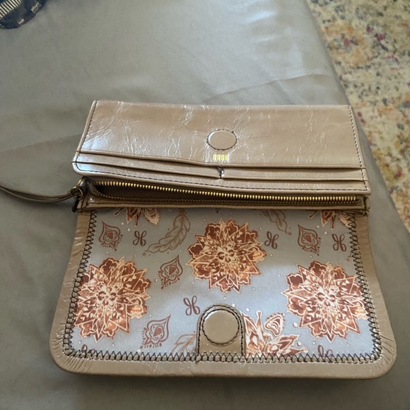 HOBO Wallet excellent condition - Picture 3 of 5